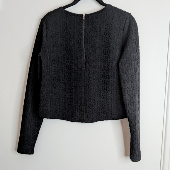 Aqua black cable knit crop top - Picture 6 of 7